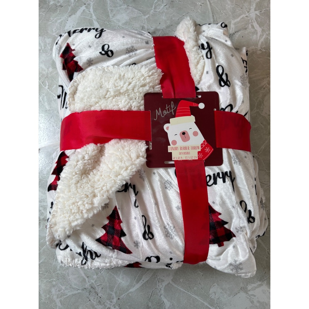 Motif Luxury Berber Throw Reversible Holiday Blanket Merry & Bright 50x60 NEW